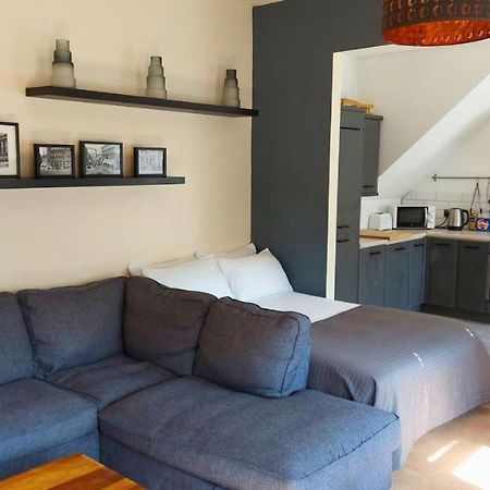 Large Studio Room In City Centre Preston  Eksteriør billede